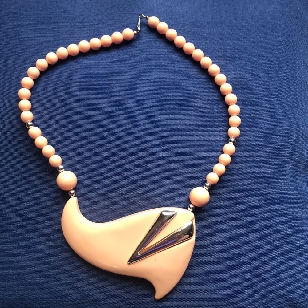 Vintage retro statement necklace
